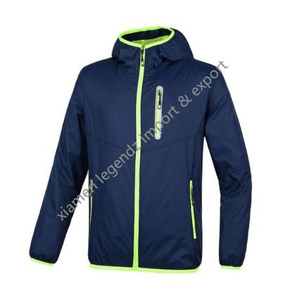 ژاکت های سبک ضد باد OEM ژاکت بادشکن کلاسیک بسته بندی شده